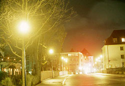 Straßenbeleuchtung mit Quecksilberdampflampen